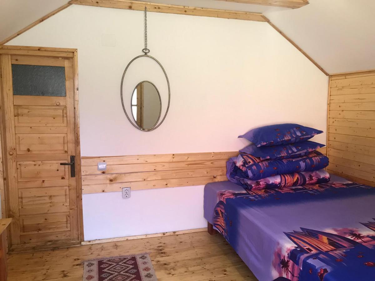 Casutele Doftanei Apartment Teşila Екстериор снимка